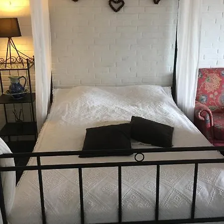 Bed & Breakfast Skorstensfejerens Bogense